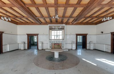 Castle for sale Wietrzno, West Pomerania, Photo 2/12