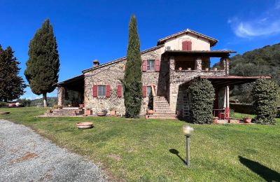Character Properties, Beautiful villa in Tuscany with pool and panoramic views