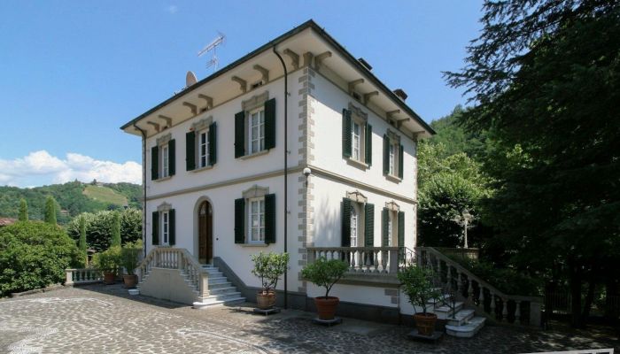 Historic Villa Bagni di Lucca 2