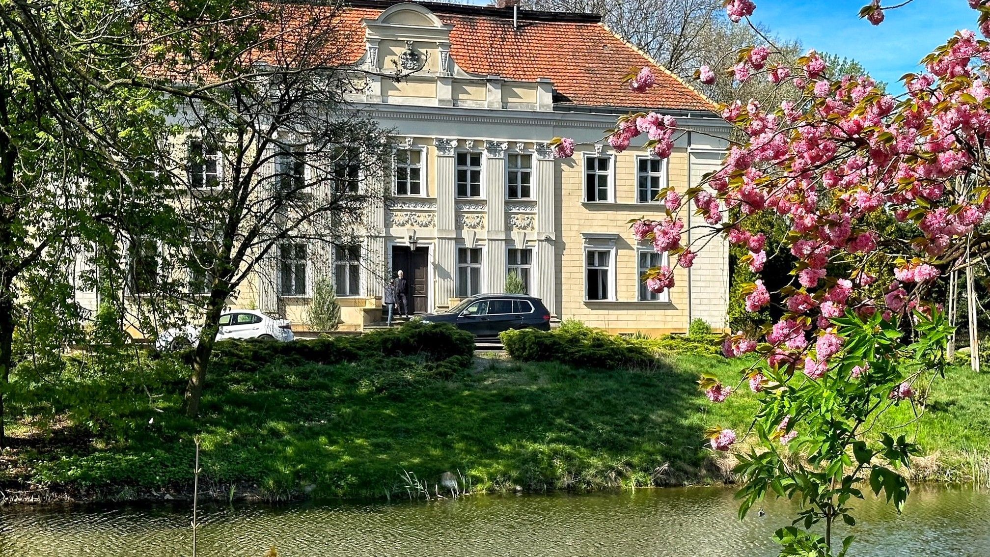 Photos Classical country mansion in Gola near Gostynin, Greater Poland