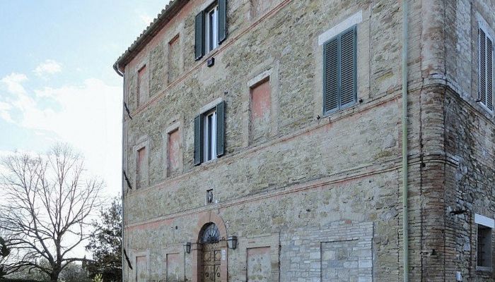 Historic Villa Magione 2