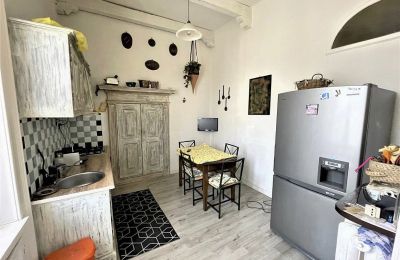 Historic Villa for sale Verbano-Cusio-Ossola, Intra, Piemont:  Kitchen