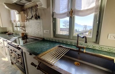 Historic Villa for sale 28824 Oggebbio, Piemont:  Kitchen