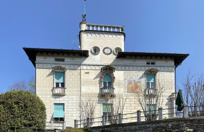 Character Properties, Lake Maggiore Period Mansion in Verbania with Lakeview