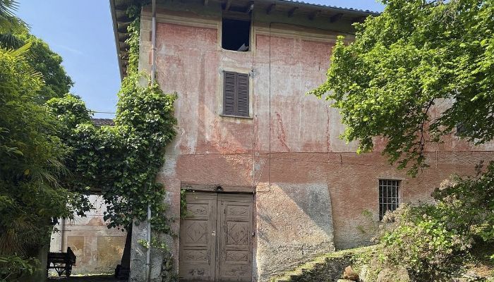 Historic Villa Oggebbio 4