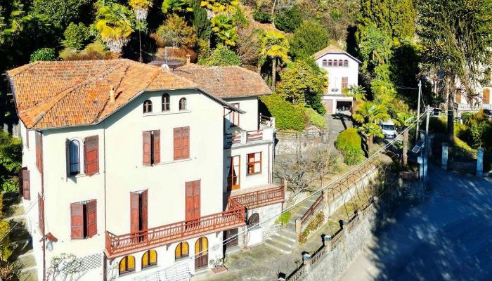 Historic Villa for sale 28010 Nebbiuno, Piemont,  Italy