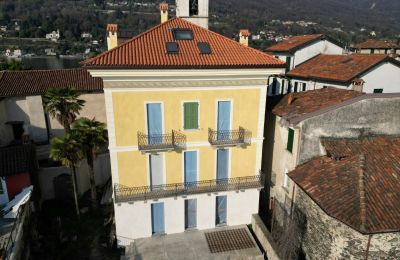 Historic Villa for sale 28838 Stresa, Isola dei Pescatori, Piemont:  Exterior View