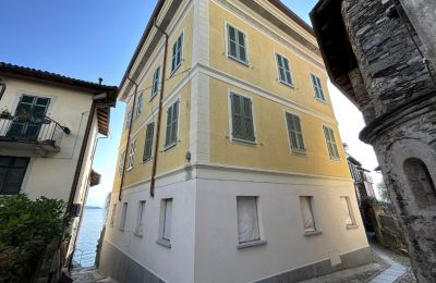 Historic Villa for sale 28838 Stresa, Isola dei Pescatori, Piemont:  