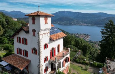 Historic Villa for sale 28894 Boleto, Piemont:  View