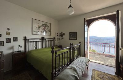 Historic Villa for sale 28894 Boleto, Piemont:  Bedroom