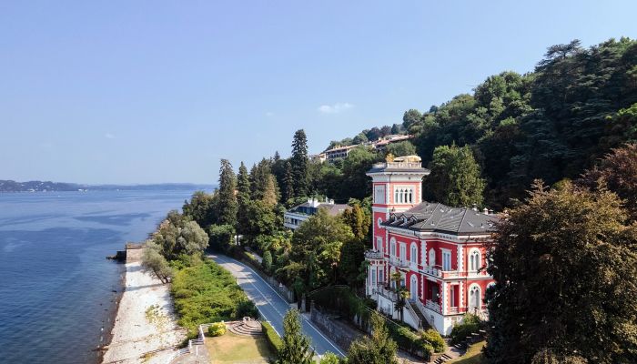 Castle Apartment Stresa 1