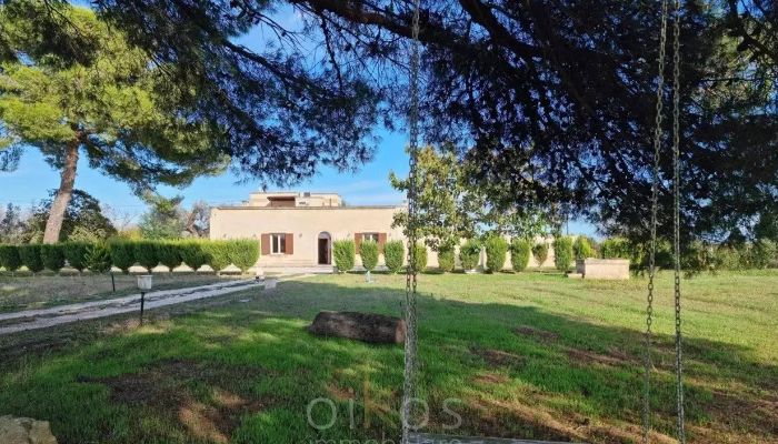Landhuis te koop Francavilla Fontana, Puglia,  Italië