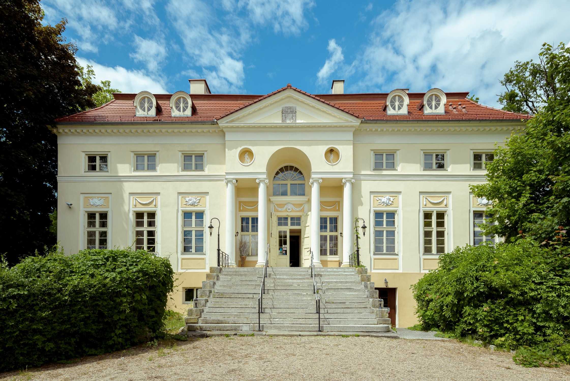 Photos Unique palace near Wrocław, Lower Silesia