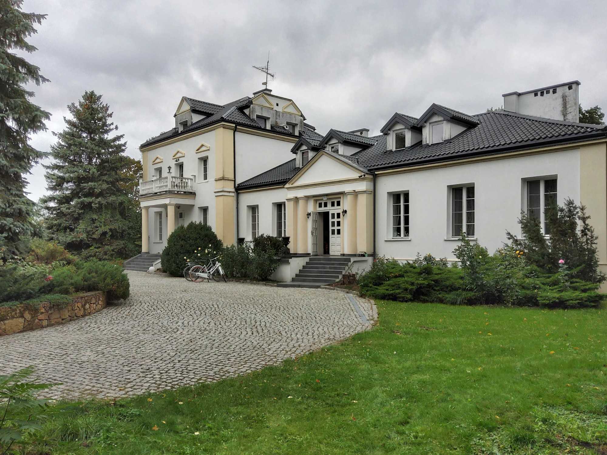 Photos Country estate with manor and park near Warsaw - SPA Hotel