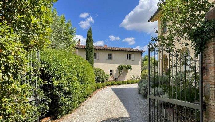 Historic Villa for sale Marti, Tuscany