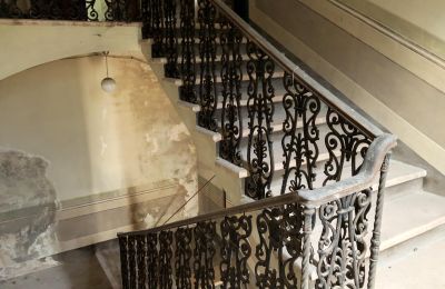 Urban palace for sale Piobbico, Garibaldi  95, Marche, Staircase