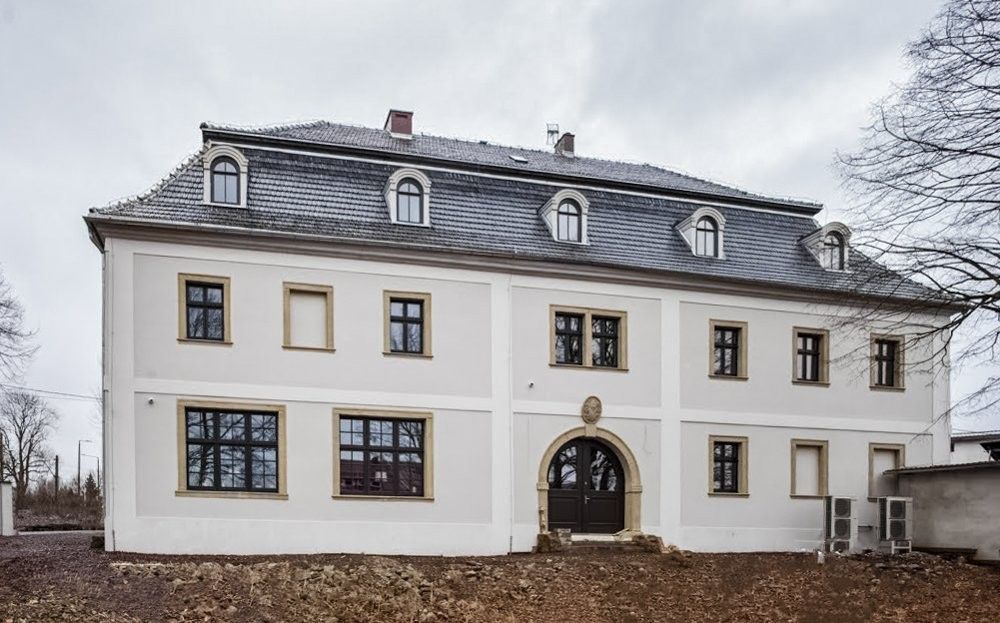 Photos Late Baroque manor between Jelenia Góra and Wałbrzych