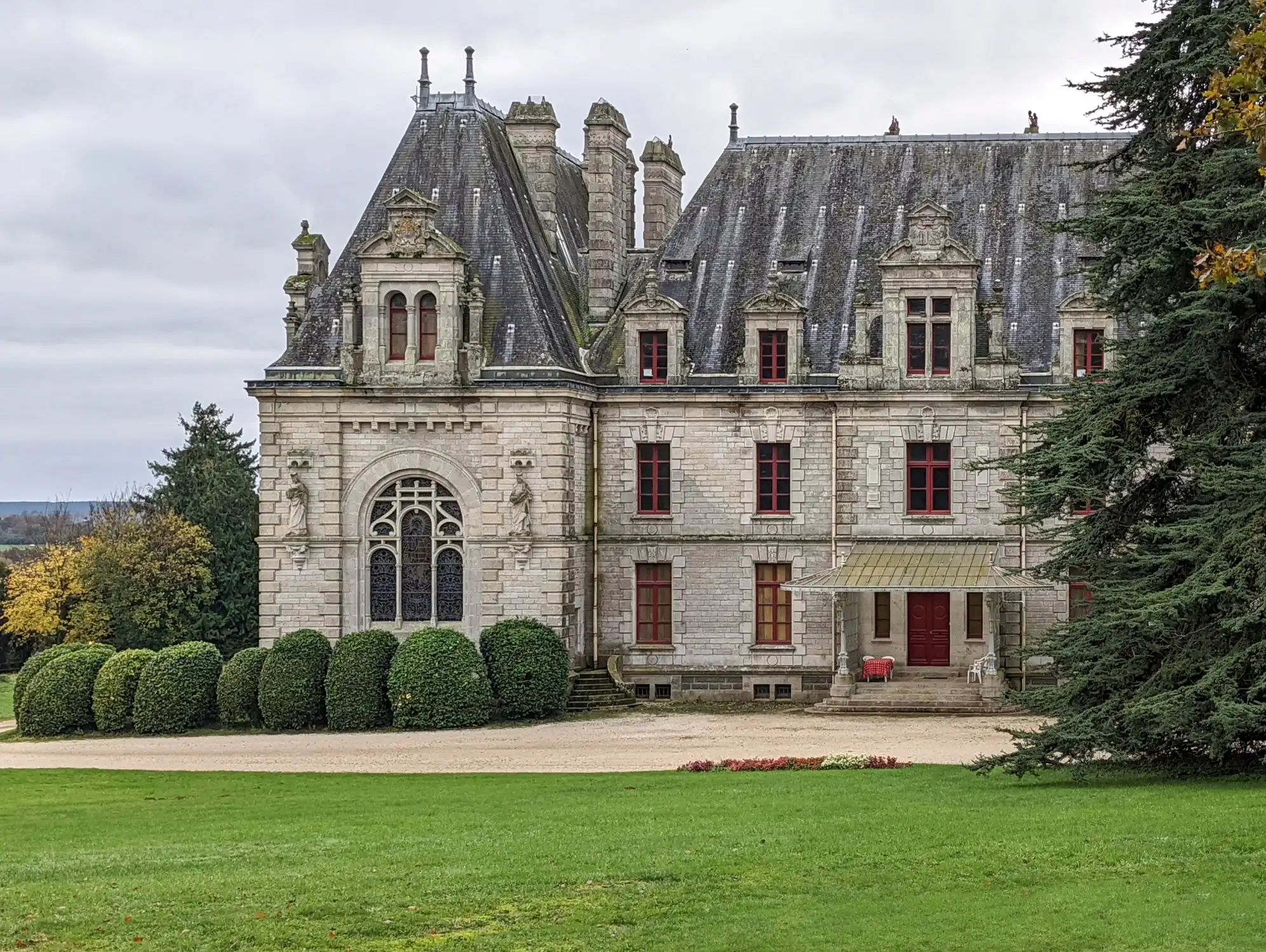 Photos Excellent castle in Brittany with 59,30 acres of land - Sold