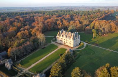 Character Properties, Excellent castle in Brittany with 24 hectares of land