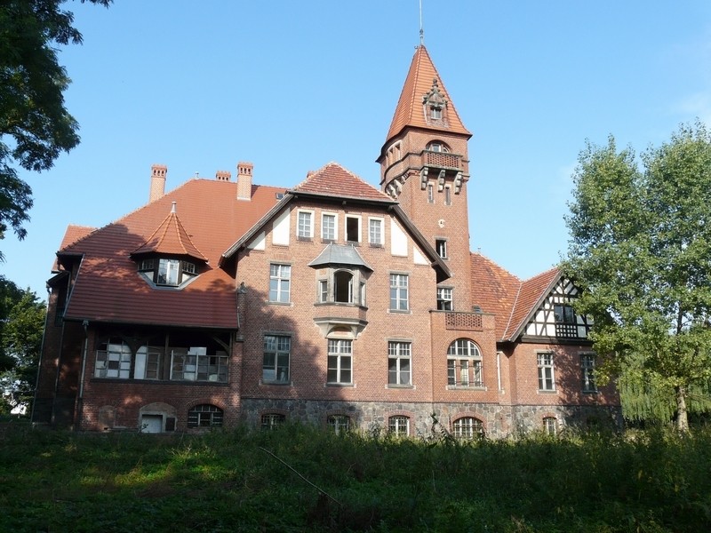 Historic Property for sale in Poland near Poznan Palace in Napachanie