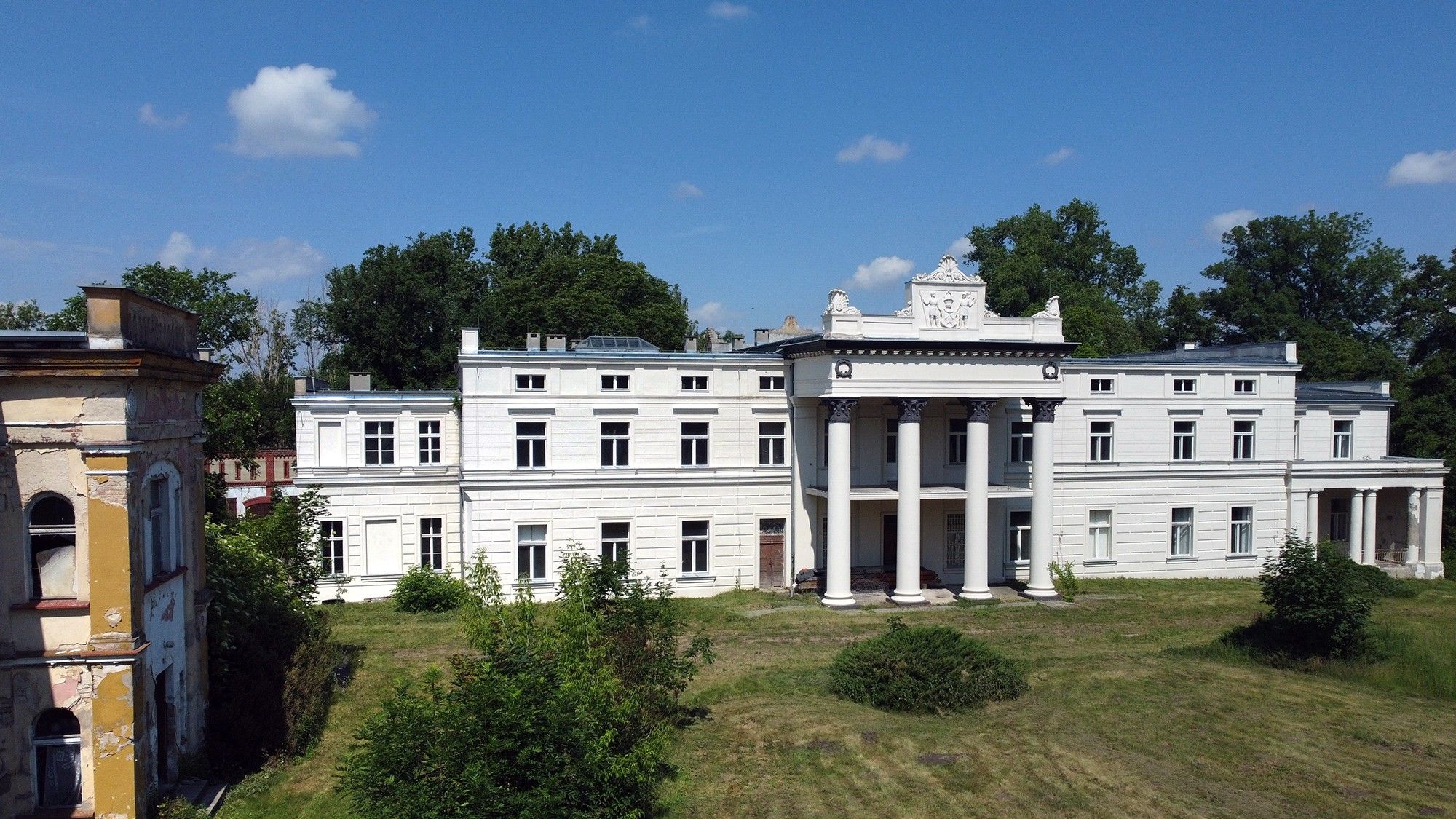 Photos New Price: Classical manor in Central Poland