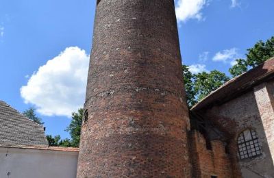 Medieval Castle for sale Karłowice, Zamek w Karłowicach, Opole Region, Tower