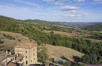 Historical tower for sale 06019 Spedalicchio, Umbria:  