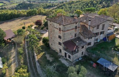 Historical tower for sale 06019 Spedalicchio, Umbria:  