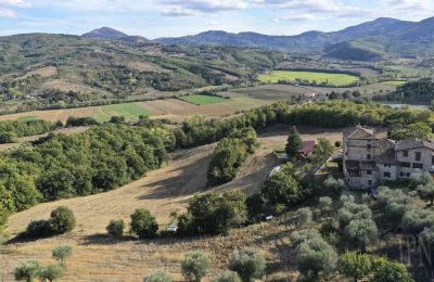 Historical tower for sale 06019 Spedalicchio, Umbria:  