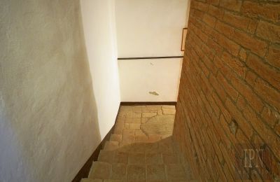 Historical tower for sale 06019 Spedalicchio, Umbria:  