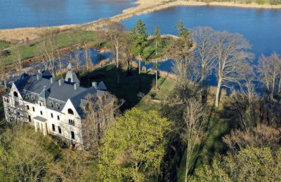 Character Properties, Country Estate by the lake in West Pomerania, 217 ha of land optional