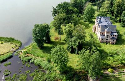 Historic properties, Country Estate by the lake in West Pomerania, 217 ha of land optional