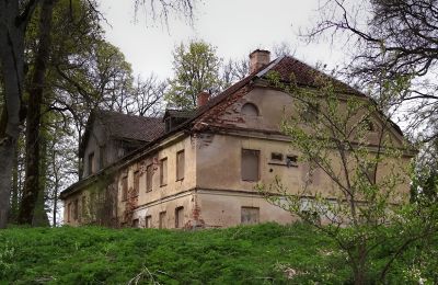 Character Properties, Abandoned low price manor in Upenieki, 92 km to Riga