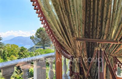 Historic Villa for sale Dizzasco, Lombardy:  View