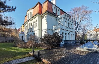 Historic Villa for sale Hlavní město Praha, okres Hlavní město Praha, Praha, Bubeneč