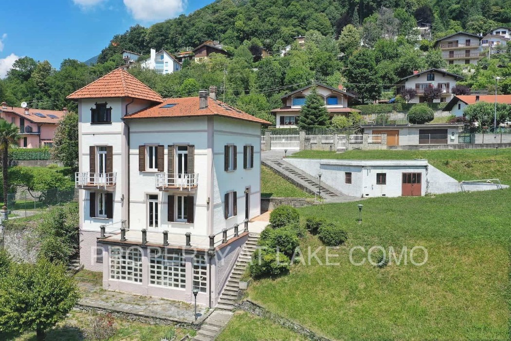 Character Properties, Western shore of Lake Como: Lombardy