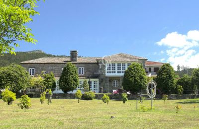 Manor House for sale Nigrán, Galicia:  Exterior View