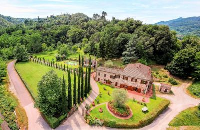 Country House for sale Lucca, Tuscany:  Drone