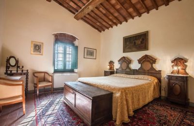 Historic Villa for sale Monsummano Terme, Tuscany:  Bedroom