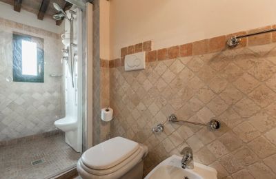 Historic Villa for sale Monsummano Terme, Tuscany:  Bathroom