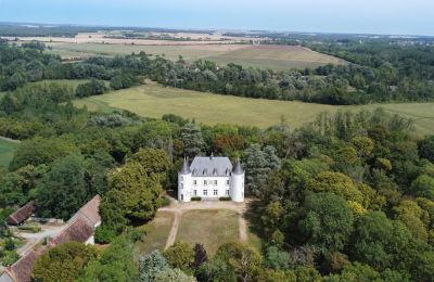 Castle for sale Châteauroux, Centre-Loire Valley, Drone view