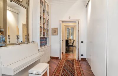 Castle Apartment for sale 28040 Lesa, Piemont:  