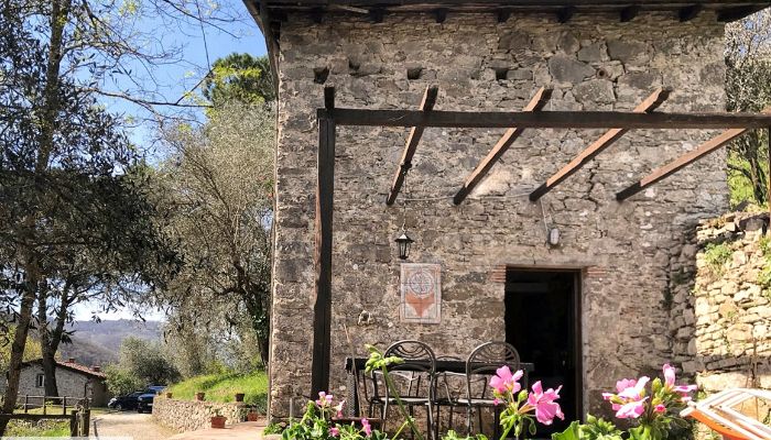Country House for sale Pescaglia, Tuscany,  Italy
