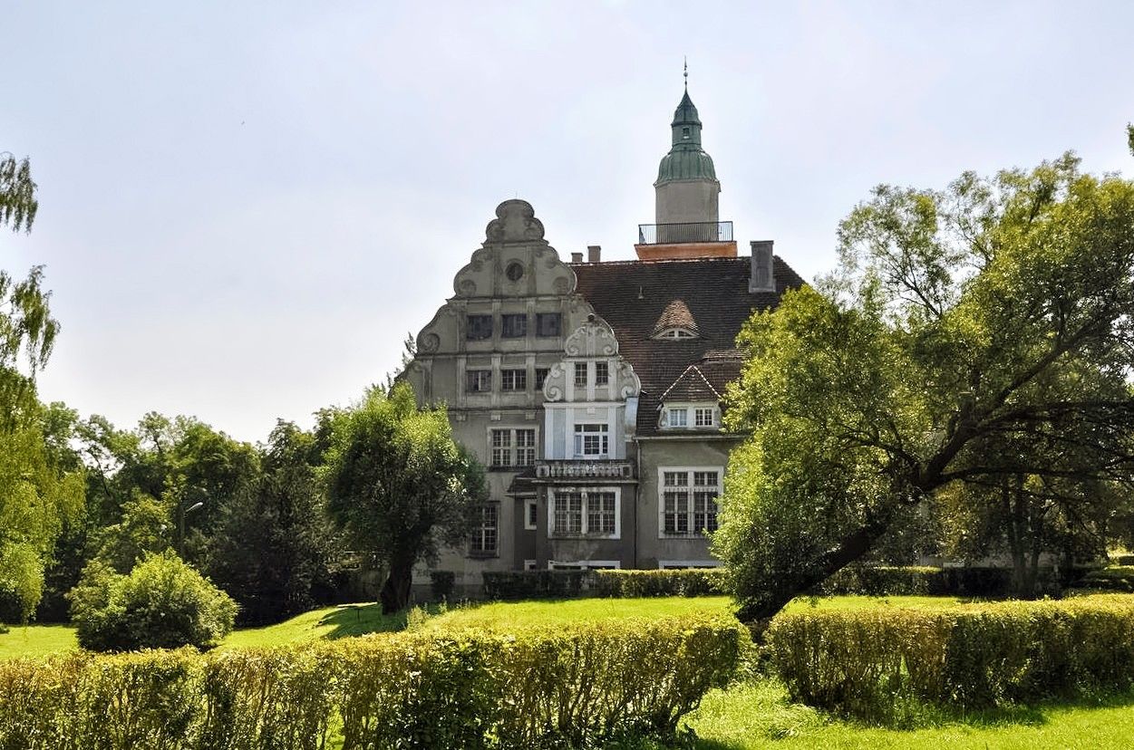 Photos Castle by Paul Korff in Płoty, West Pomerania - Scheduled date: 24.05.2024
