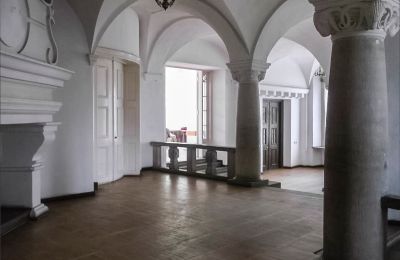 Castle for sale Płoty, Nowy Zamek, West Pomerania, Entrance Hall