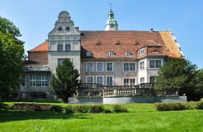 Castle for sale Płoty, Nowy Zamek, West Pomerania, Back view