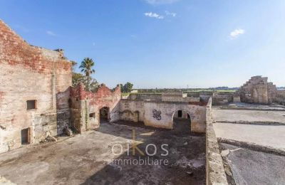 Manor house for sale Manduria, Apulia, Photo 8/38