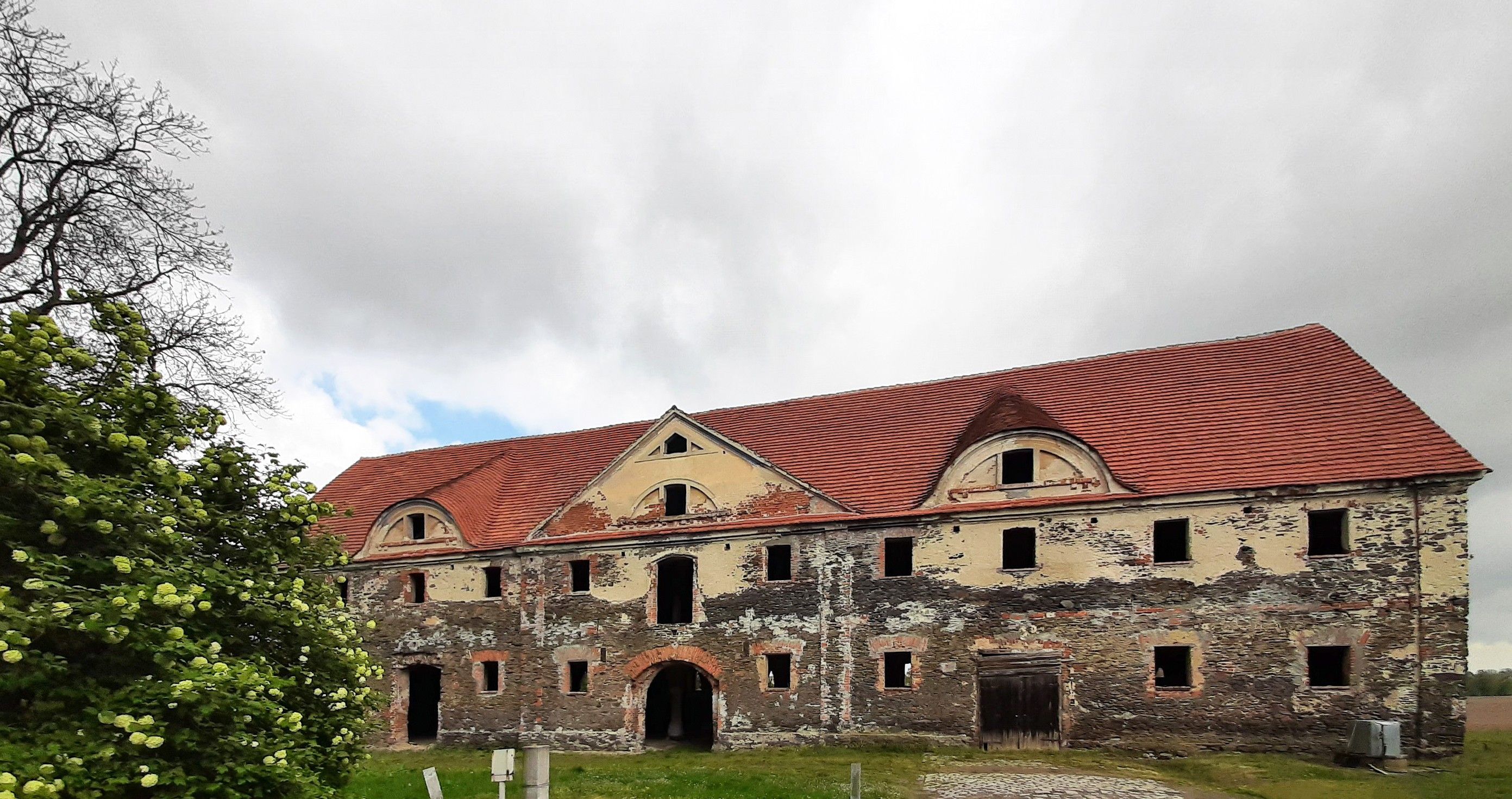 Photos Impressive stable building of Damianowo Castle