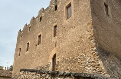 Medieval Castle for sale Creixell, Carrer Ignasi Iglesias 13, Catalonia:  