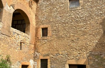 Medieval Castle for sale Creixell, Carrer Ignasi Iglesias 13, Catalonia:  